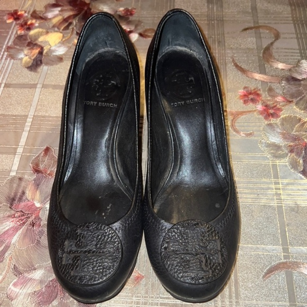 Tory Burch Wedge Heels 🖤